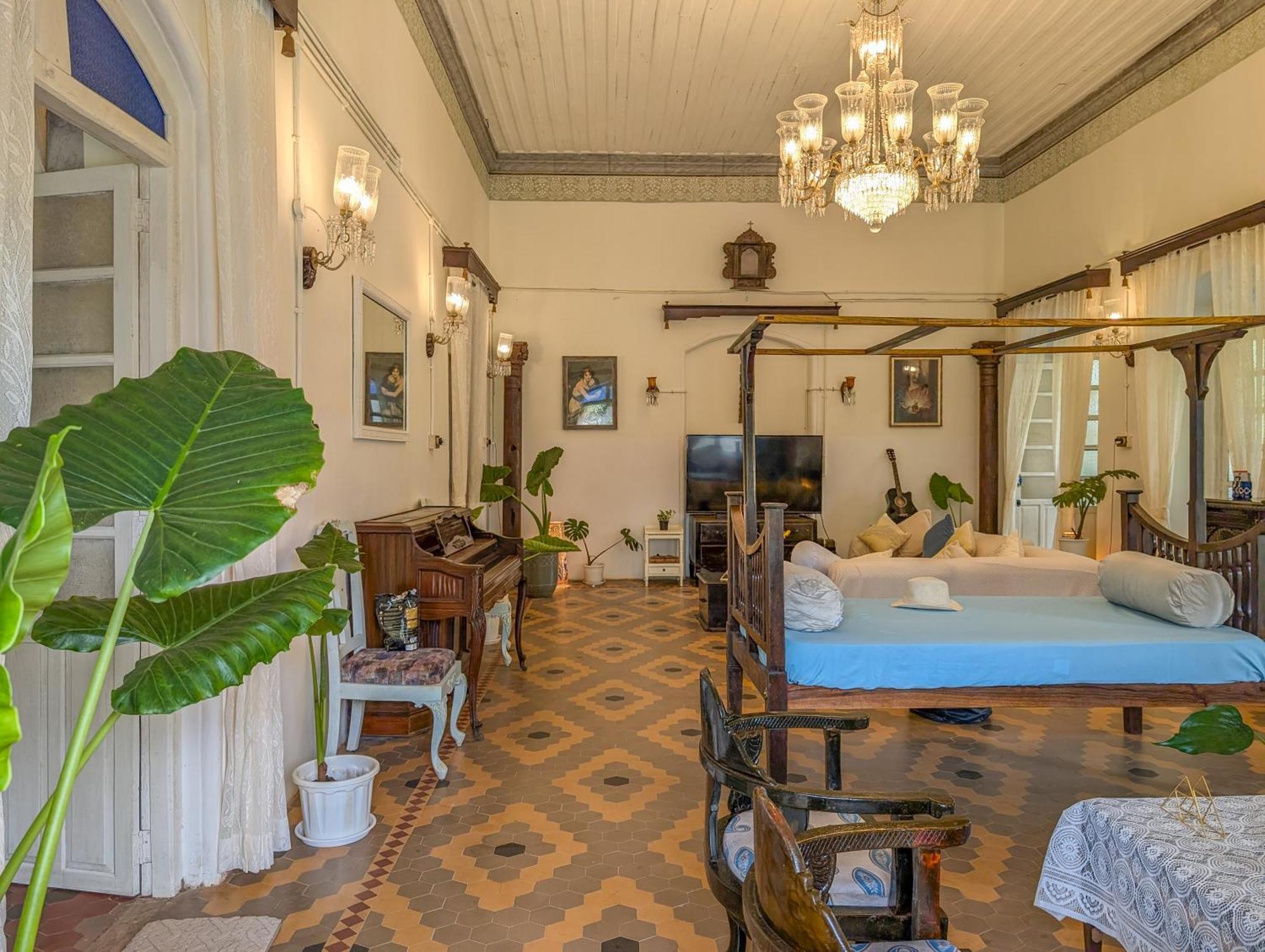 Villa Cavelossim Room photo