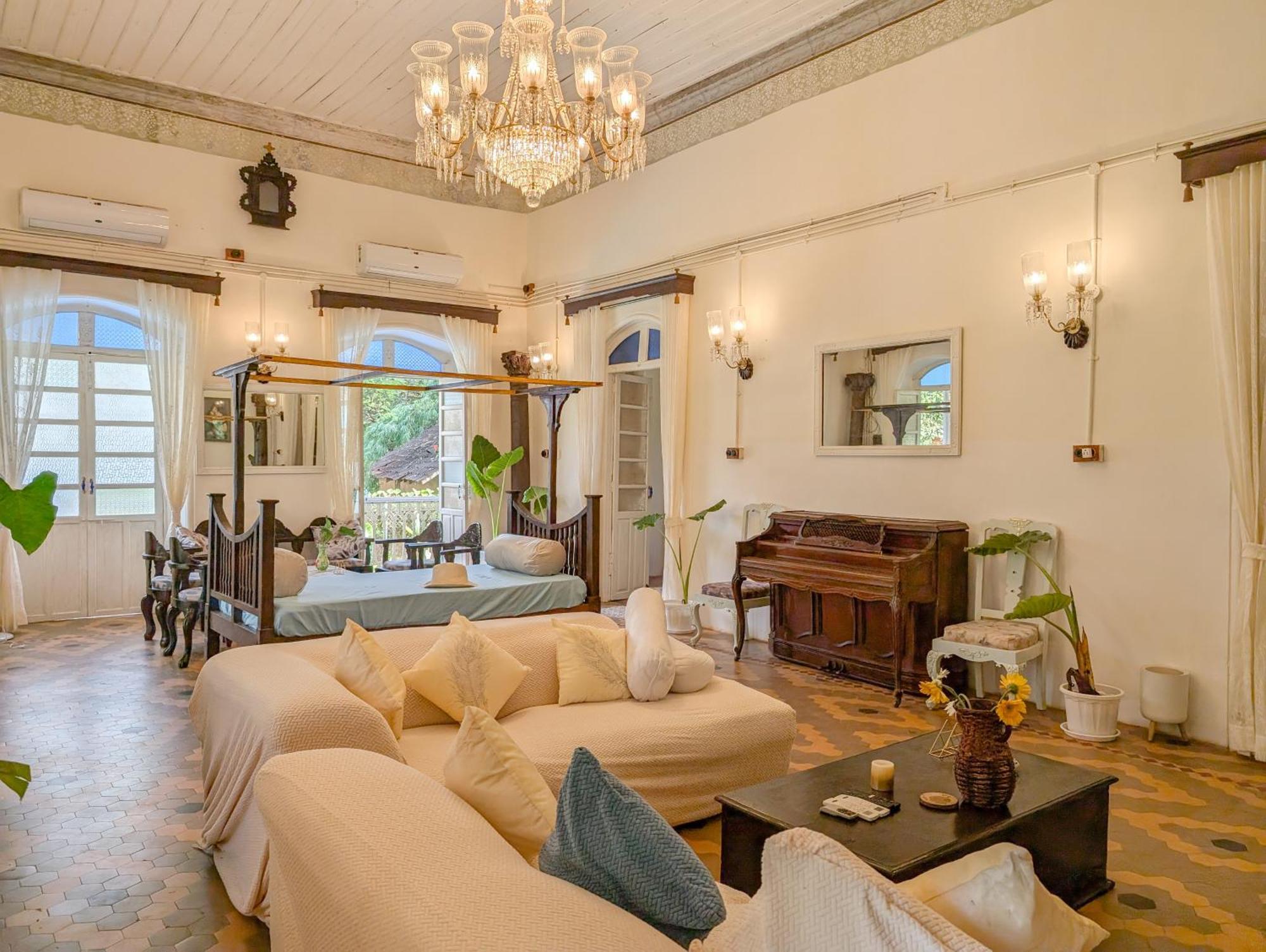 Villa Cavelossim Room photo